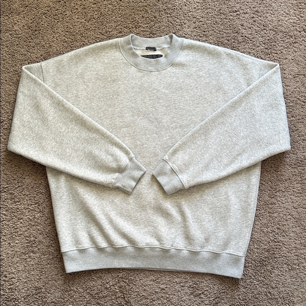 Abercrombie Essential Crew Sweatshirt